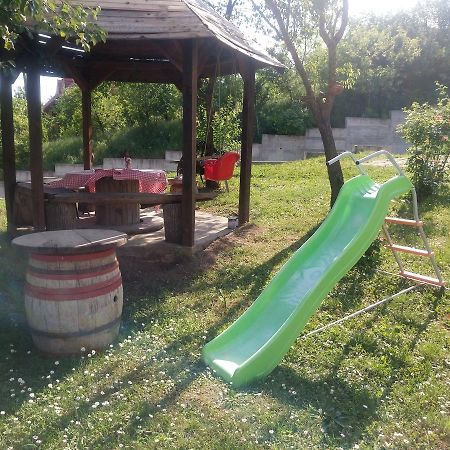 Apartmani Jankovic Vrdnik Exterior foto