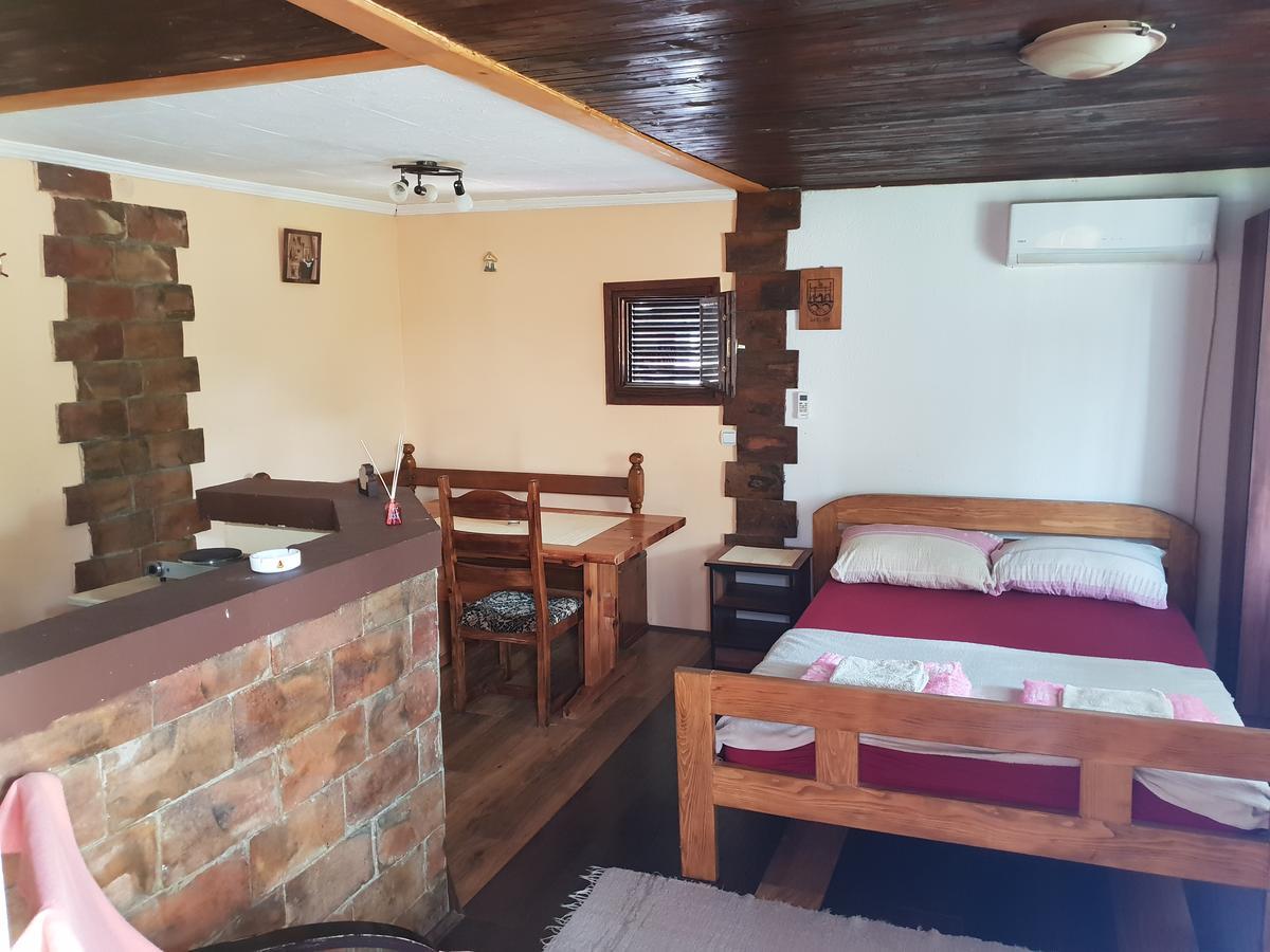 Apartmani Jankovic Vrdnik Exterior foto