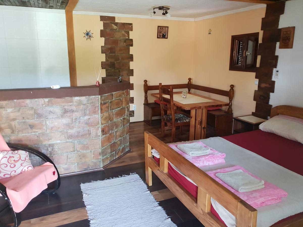 Apartmani Jankovic Vrdnik Exterior foto